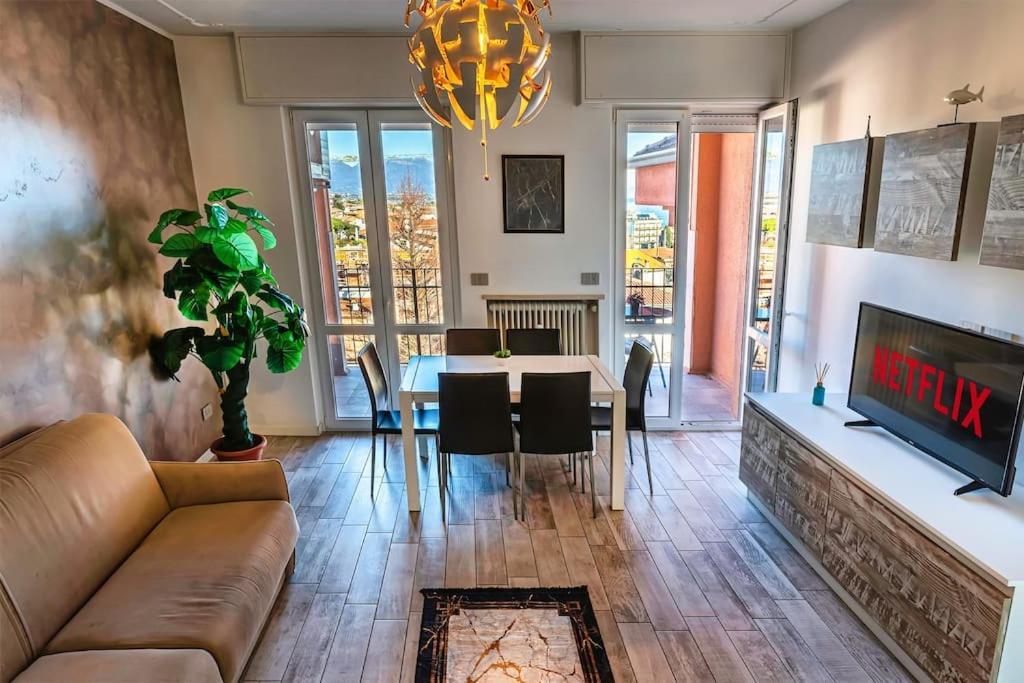 Garda Lake View Apartment Desenzano del Garda Exterior photo